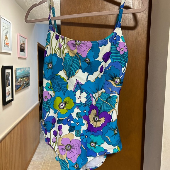 Leilani Blue Print One Piece Bathing suit Medium - Picture 4 of 6